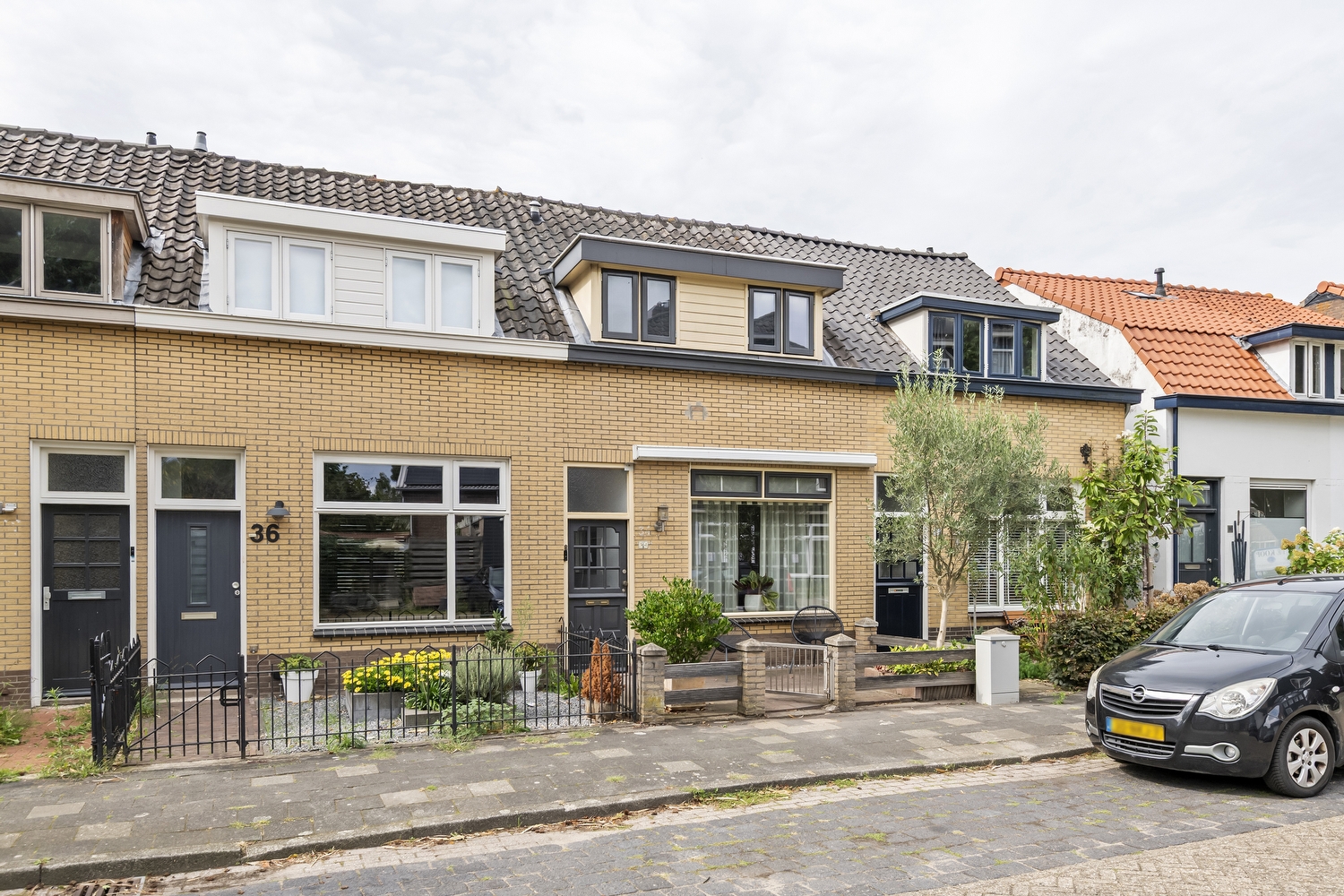 Adamsweg 34, Tiel