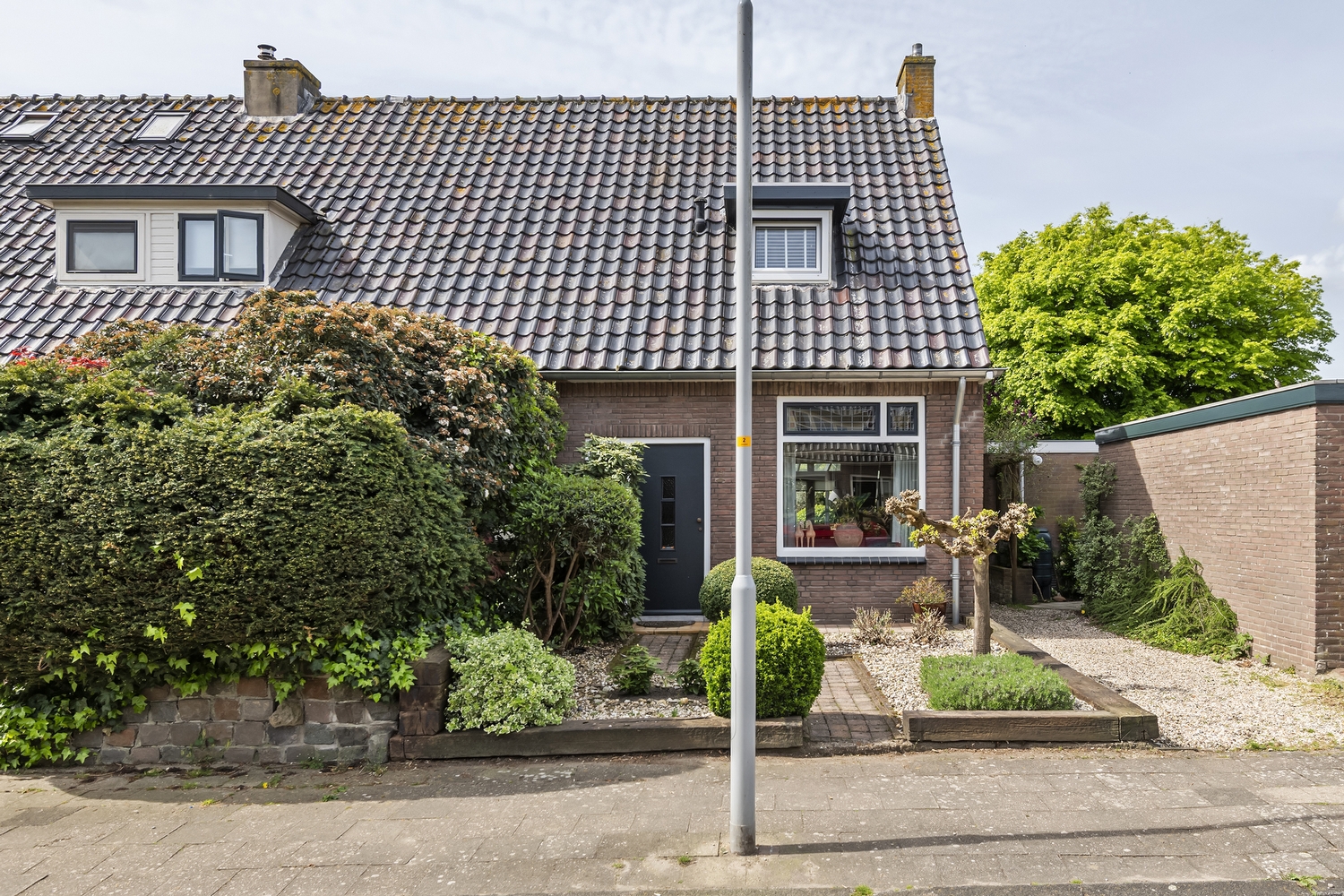 Lijsterstraat 2, Tiel