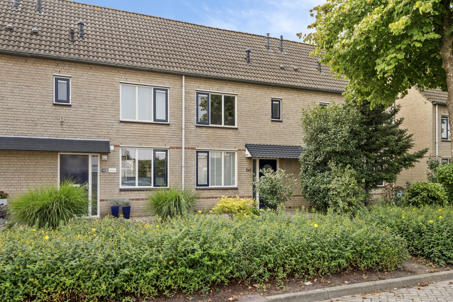 Notarisappel 146, Tiel