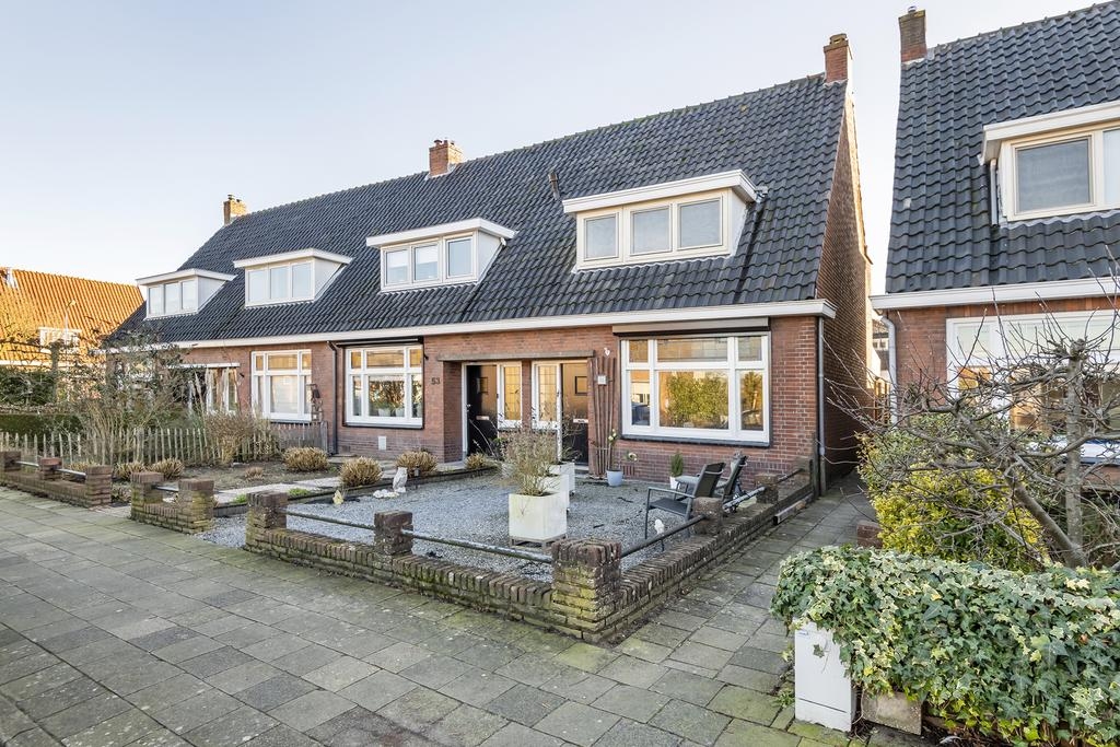 Papesteeg 55, Tiel