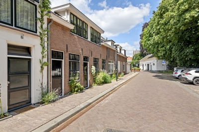 1e Achterstraat 8, Tiel