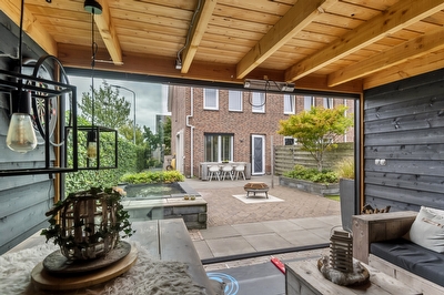 Aardbeivlinder 112, Tiel