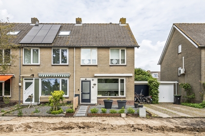 Acquoylaan 31, Tiel