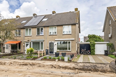 Acquoylaan 31, Tiel
