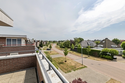 Akelei 26, Tiel