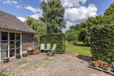 Brouwersstraat 11, Beneden-Leeuwen