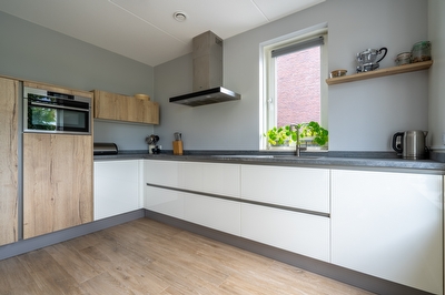 Bruine Eikenpage 60, Tiel