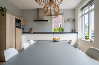 Bruine Eikenpage 60, Tiel