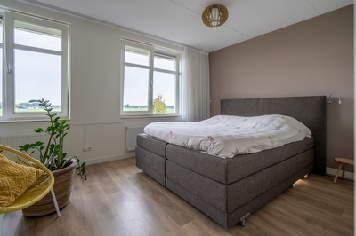 Bruine Eikenpage 60, Tiel