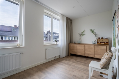 Bruine Eikenpage 60, Tiel