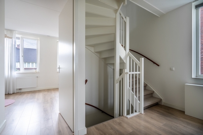 Bruine Eikenpage 60, Tiel