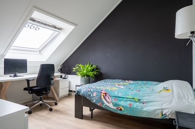 Bruine Eikenpage 60, Tiel