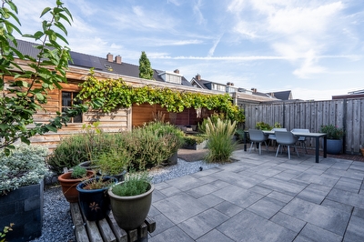 Bruine Eikenpage 60, Tiel