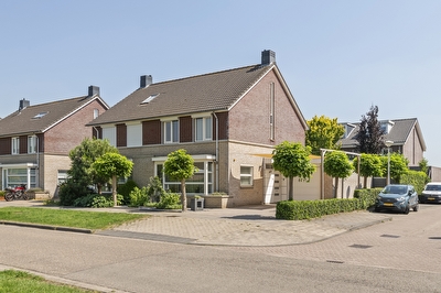 Burgemeester van Mourikstraat 3, Beusichem