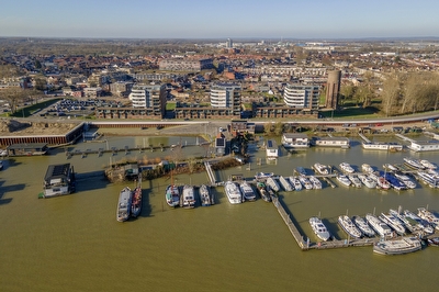 C. de Kleijnstraat 42, Tiel