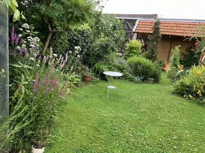 De Schoorsteen 23 B, Kerk-Avezaath