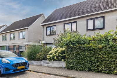 Dijkmanzoet 84, Tiel