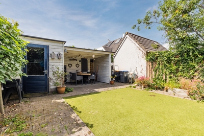 Dijkmanzoet 84, Tiel