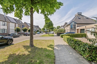 F.J. Ebbensstraat 24, Tiel