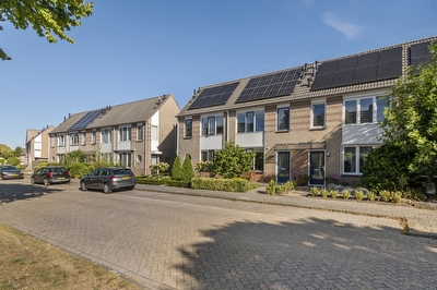 F.J. Ebbensstraat 75, Tiel