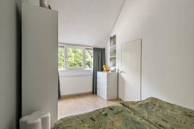 Gallencamp 28, Tiel