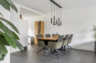 Gentiaanblauwtje 11, Tiel