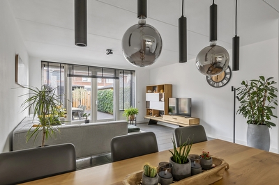 Gentiaanblauwtje 11, Tiel