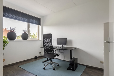 Gentiaanblauwtje 11, Tiel