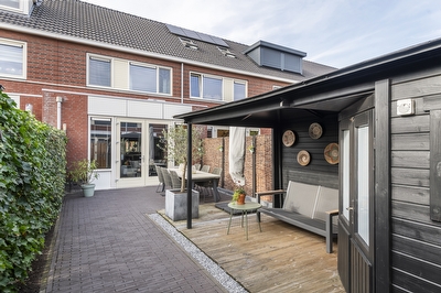 Gentiaanblauwtje 11, Tiel