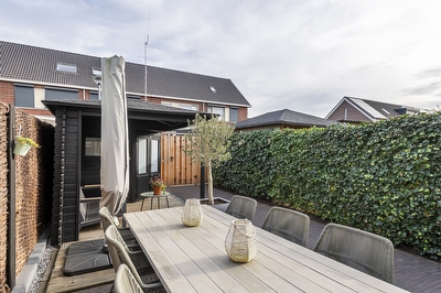 Gentiaanblauwtje 11, Tiel