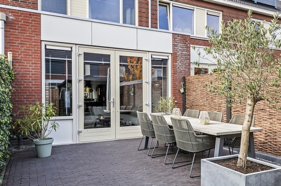 Gentiaanblauwtje 11, Tiel