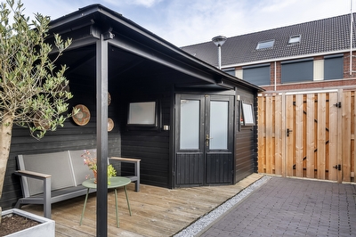 Gentiaanblauwtje 11, Tiel