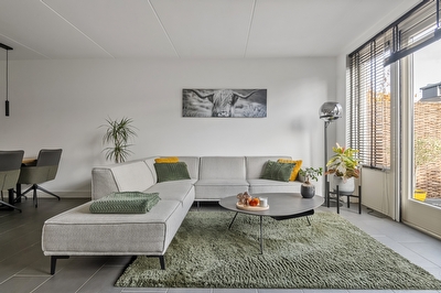 Gentiaanblauwtje 11, Tiel