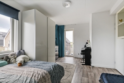 Grote Vuurvlinder 14, Tiel