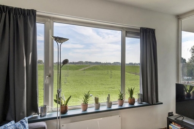 Hertog Arnoldstraat 54, Tiel