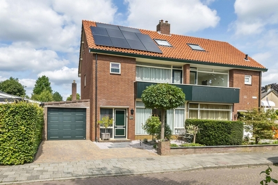 Julianalaan 24 c, Tiel