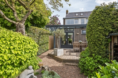 Lijsterstraat 2, Tiel