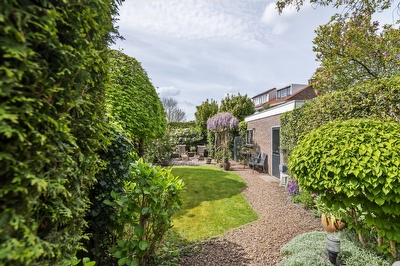 Lijsterstraat 2, Tiel