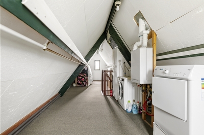 Lingedijk 65 a, Wadenoijen