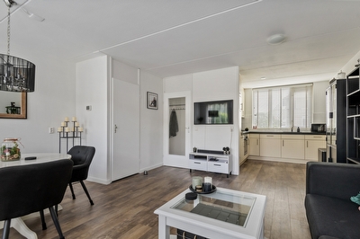 Notarisappel 146, Tiel