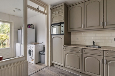 Ottenhofstat 36, Kerk-Avezaath