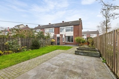 Ottenhofstat 36, Kerk-Avezaath