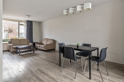 Ottenhofstat 36, Kerk-Avezaath