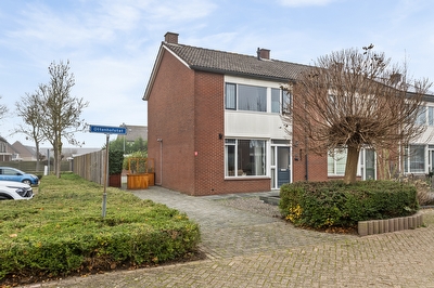 Ottenhofstat 36, Kerk-Avezaath