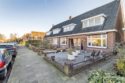 Papesteeg 55, Tiel