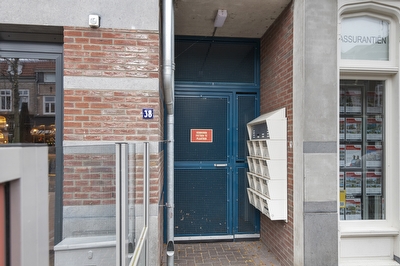 Plein 38 24, Tiel