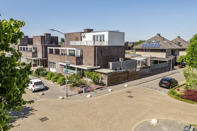 Ruisvoorn 9, Tiel