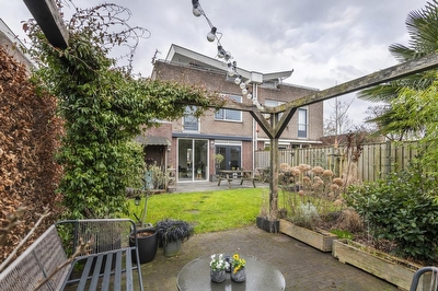 Schilfgaarde 28, Tiel