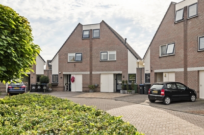 Sterappelhof 26, Maurik
