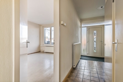 Teisterbantlaan 3, Tiel